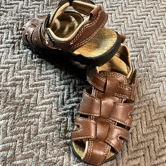 Open-Toed Brown Dress Sandals - Picture 3 of 5
